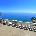 R1385 Emma Villa