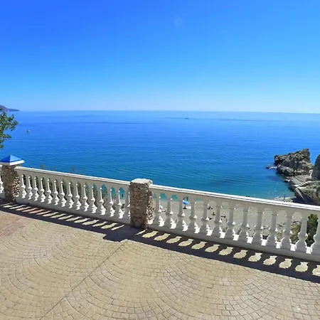 R1385 Emma Chalet